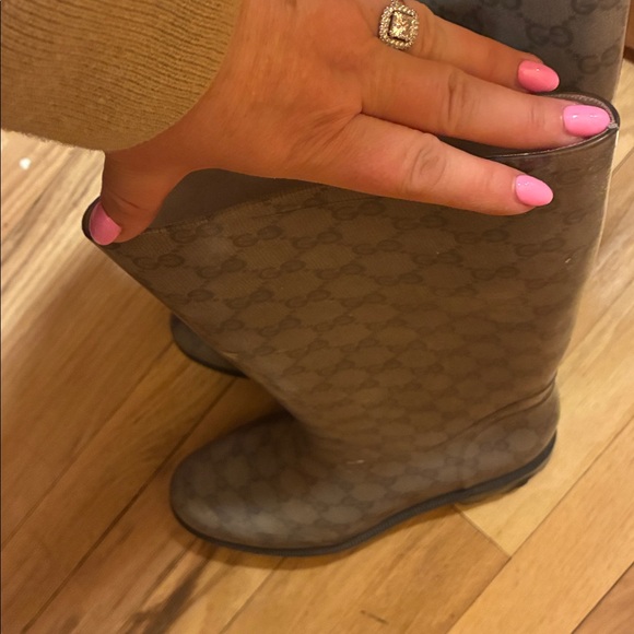 Gucci Monogram Rain Boots EUC - Picture 4 of 5